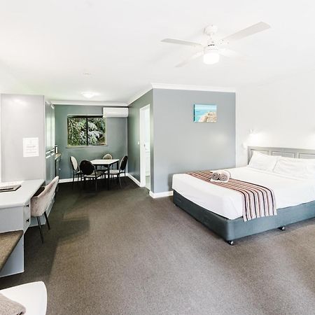Country 2 Coast Motor Inn Coffs Harbour Esterno foto