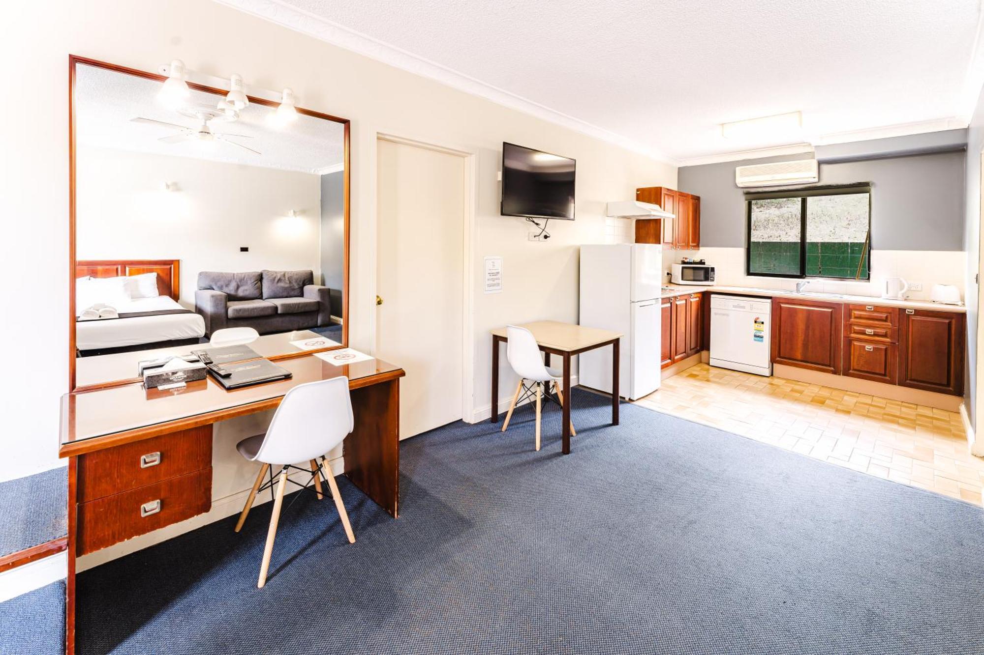 Country 2 Coast Motor Inn Coffs Harbour Esterno foto